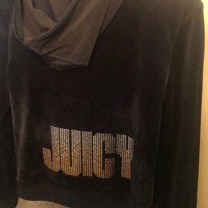Brand new juicy sweater!!